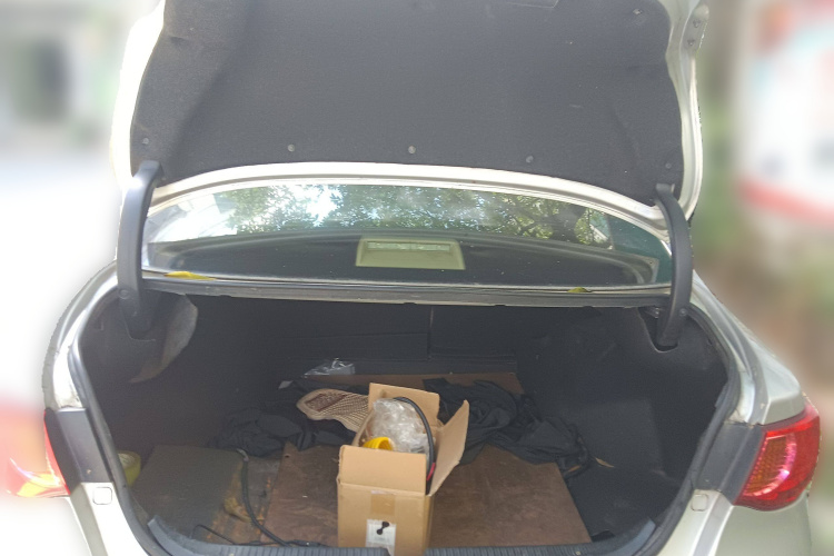 丰田 锐志 2010款 2.5S 风尚菁华版局部细节23