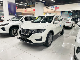 日产 奇骏 2025款 荣誉 2.0L 两驱真心版