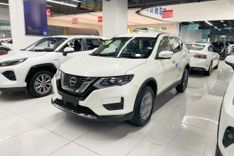 日产 奇骏 2025款 荣誉 2.0L 两驱真心版