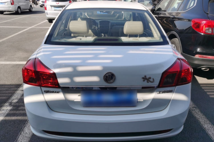 别克 凯越 2013款 1.5L 自动经典型车身外观6004