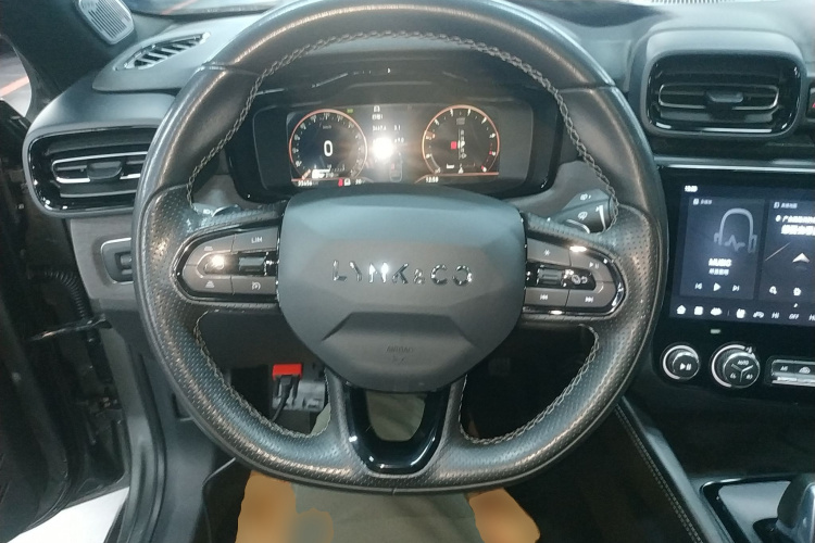 领克03 2022款 1.5TD DCT劲Pro局部细节13