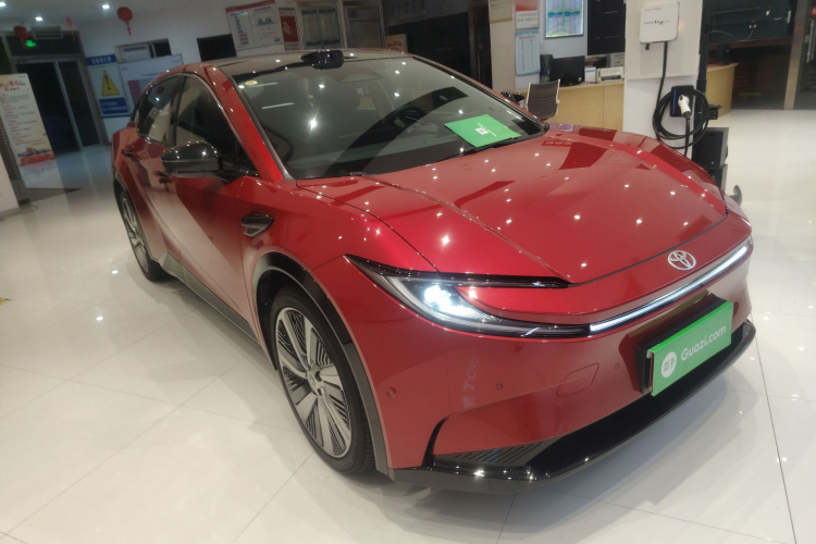 丰田bZ5 2025款 550 PRO智行版车身外观6002