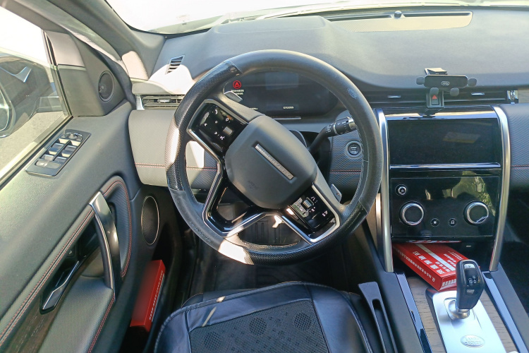 路虎 发现运动版 2022款 249PS R-Dynamic S 性能版 5座中控内饰13