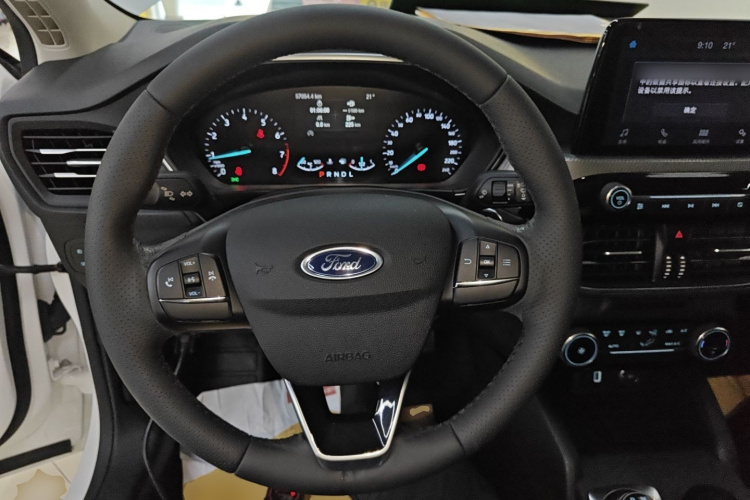 福特 福克斯 2020款 三厢 EcoBoost 180 自动锋潮型局部细节13
