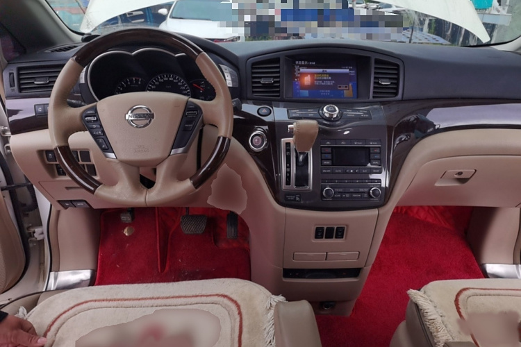 日产 贵士 2015款 3.5L SL中控内饰7002