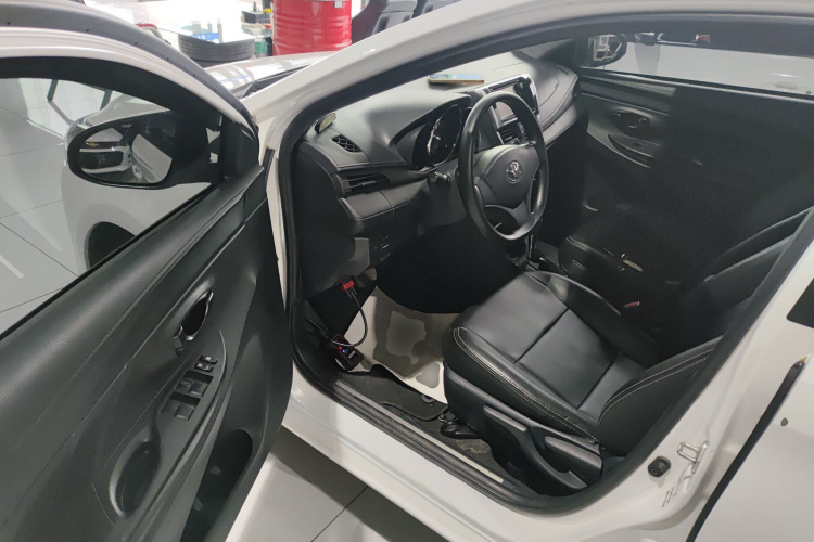 丰田 YARiS L 致炫 2016款 改款 1.5E CVT魅动版中控内饰20