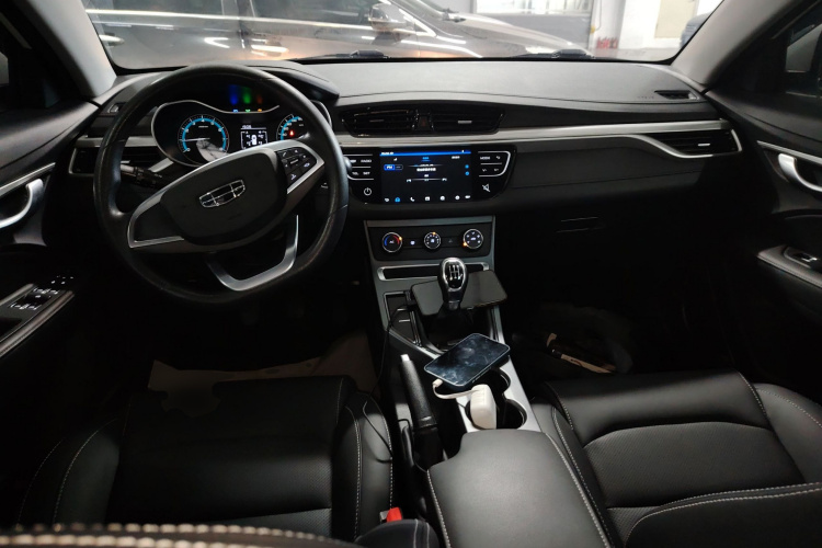 吉利汽车 帝豪 2020款 1.5L 手动舒适型中控内饰12