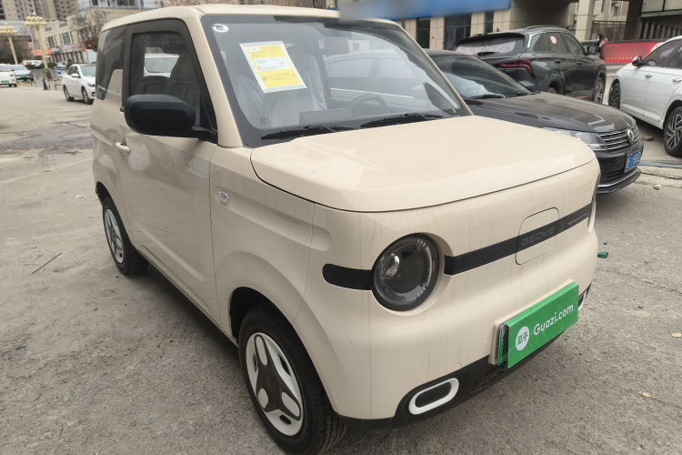 吉利银河 熊猫 2025款 210km 元气熊车身外观3