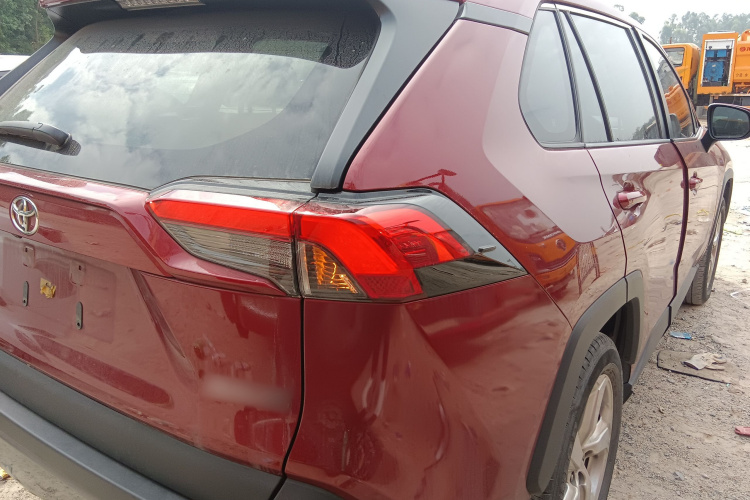 丰田 RAV4荣放 2020款 2.0L CVT两驱风尚版车身外观9