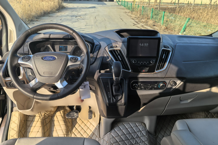 福特 途睿欧 2017款 2.0T 自动精睿版中控内饰7003