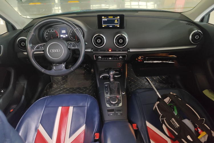 奥迪A3 2015款 Sportback 35 TFSI 百万纪念舒享型中控内饰7002