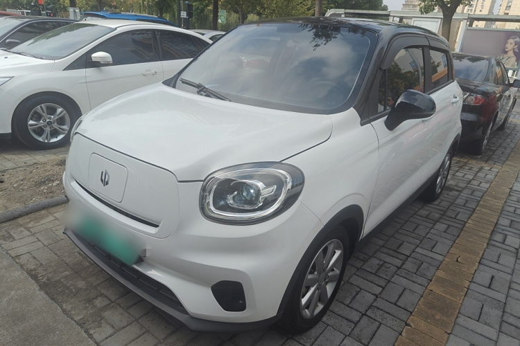 零跑汽车 零跑T03 2022款 炫晶版车身外观1