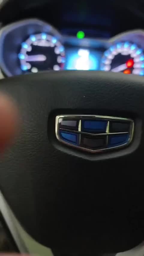 吉利汽车 帝豪 2017款 三厢百万款 1.5L 手动向上版讲解2