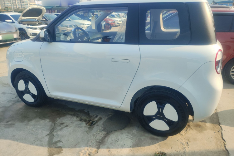 长安启源 长安Lumin 2025款 205km 香沁款车身外观4