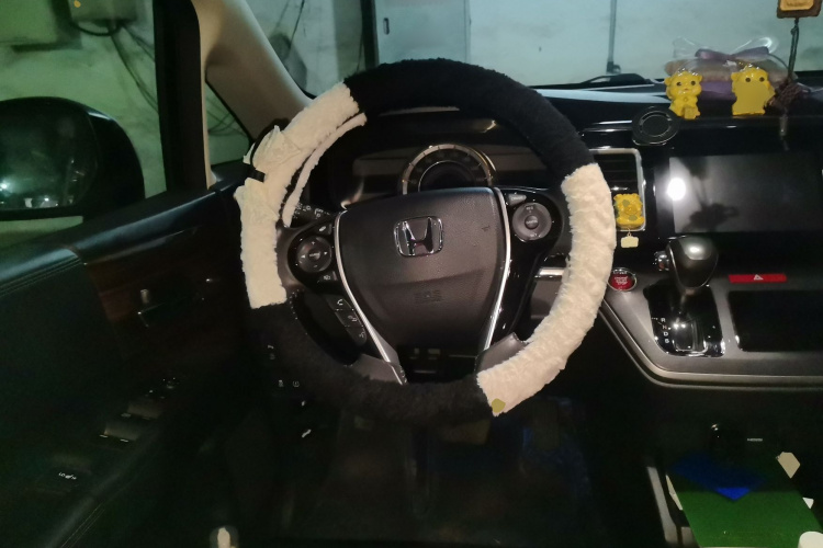 本田 艾力绅 2016款 2.4L 风尚版中控内饰13