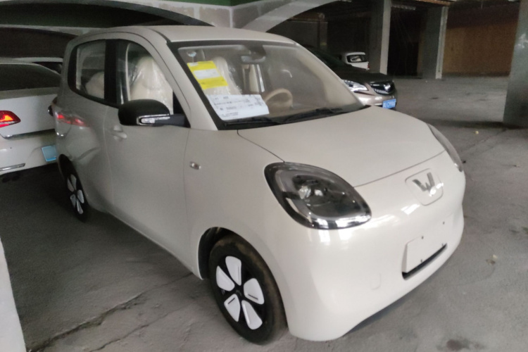 五菱汽车 宏光MINIEV 2025款 四门版 进阶款车身外观3