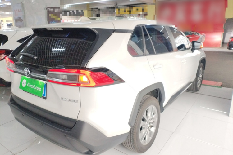 丰田 威兰达 2023款 2.0L CVT两驱领先版车身外观6005