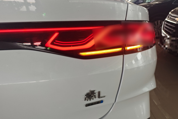 比亚迪 秦L 2025款 DM-i 智驾版 80KM领先型车身外观6006