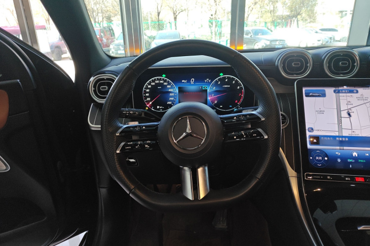奔驰GLC 2023款 GLC 260 L 4MATIC 豪华型 5座中控内饰13