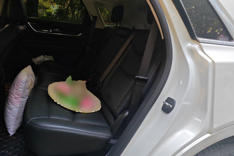 凯迪拉克XT5 2018款 25T 豪华型中控内饰21