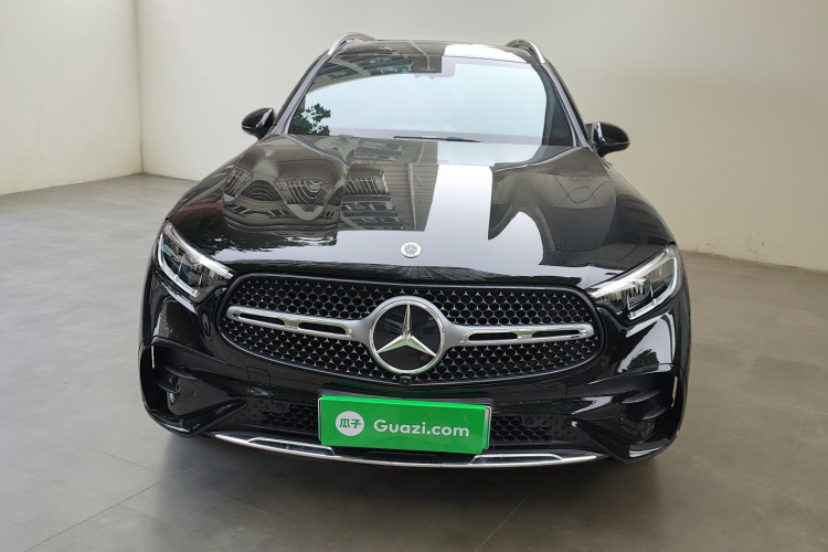 奔驰GLC新能源 2025款 350 e L 4MATIC 典藏版车身外观2