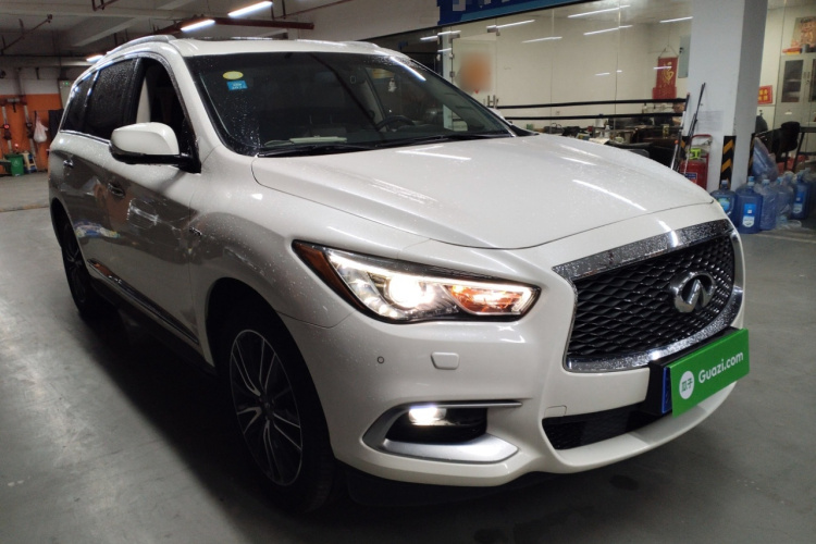 英菲尼迪QX60(进口) 2016款 2.5 S/C Hybrid 两驱卓越版 国V车身外观3