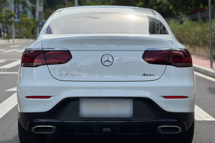 奔驰GLC轿跑 2020款 GLC 300 4MATIC 轿跑SUV车身外观6005
