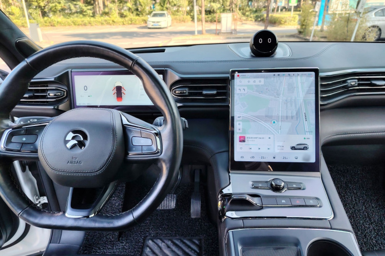 蔚来ES6 2020款 610KM 签名版中控内饰7013
