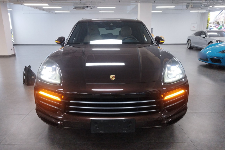 保时捷 2018款 Cayenne 3.0T车身外观6001