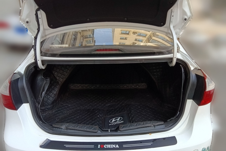 起亚K3 2016款 1.6L 手动GL局部细节23