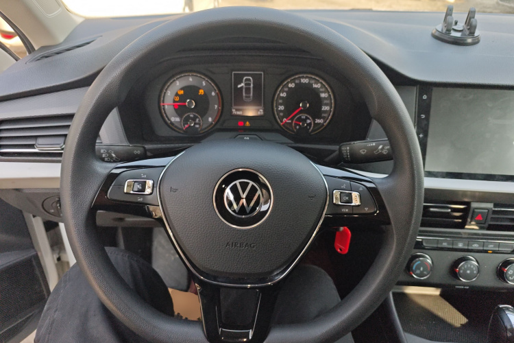 大众 朗逸 2022款 1.5L 自动风尚版中控内饰13