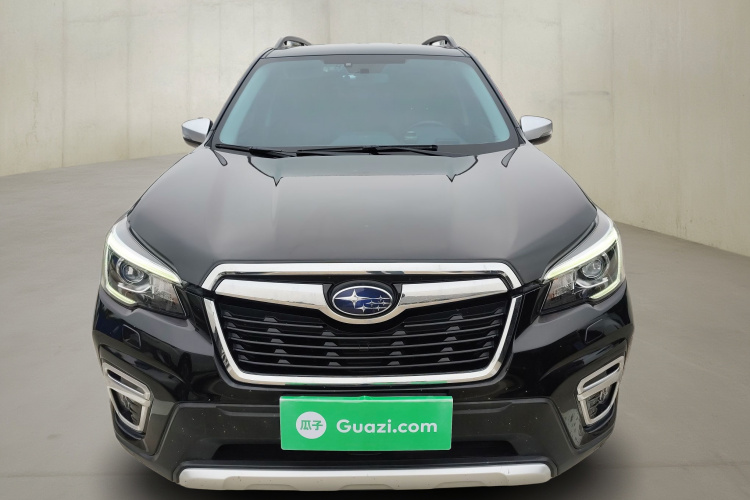 斯巴鲁 森林人 2019款 2.0i 智擎运动版车身外观2