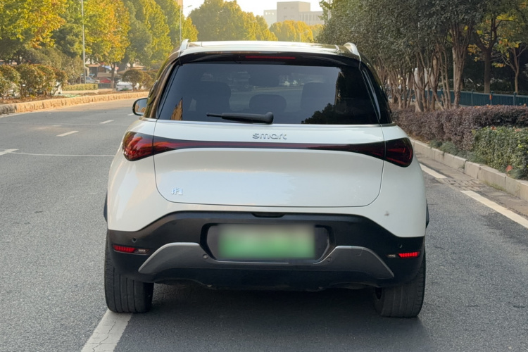 smart精灵#1 2022款 Pulse心动版车身外观6006