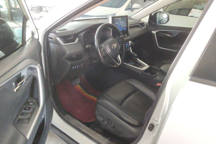 丰田 RAV4荣放 2020款 2.0L CVT两驱风尚PLUS版中控内饰20