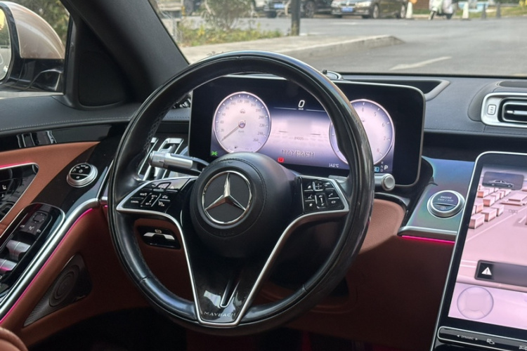 奔驰 迈巴赫S级 2022款 S 480 4MATIC 智臻特别版中控内饰7003