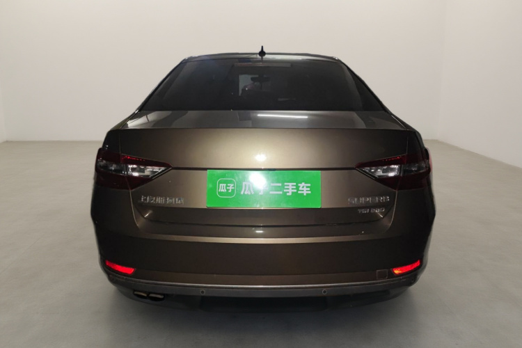 斯柯达 速派 2018款 TSI280 DSG舒适版 国V车身外观6