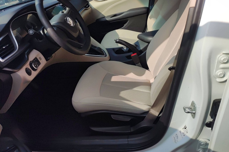 别克 英朗 2021款 典范 1.5L 自动进取型局部细节9006