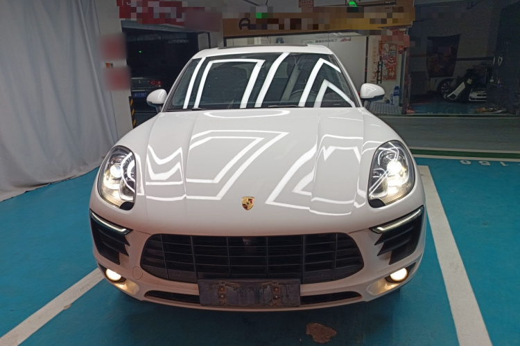 保时捷 2016款 Macan 2.0T车身外观2