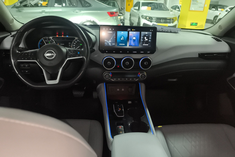 日产 轩逸 2023款 超混电驱 超豪华Ultra中控内饰7002