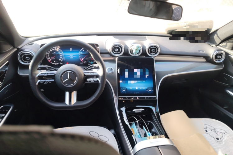 奔驰C级 2025款 C 260 L 运动版中控内饰12