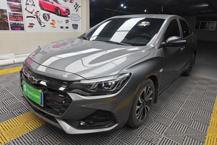 雪佛兰 科鲁泽 2020款 轻混 RS 330T 自动畅快版车身外观1