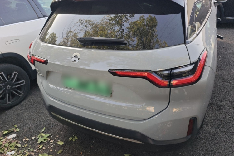 蔚来ES6 2020款 600KM 运动版车身外观6004