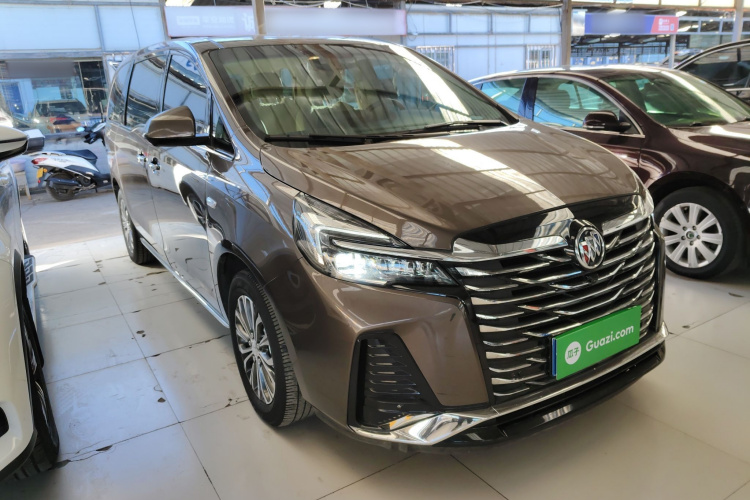 别克GL8 2023款 改款 陆上公务舱 豪华型车身外观6002