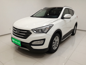 现代 胜达 2015款 2.0T 自动两驱智能型 5座