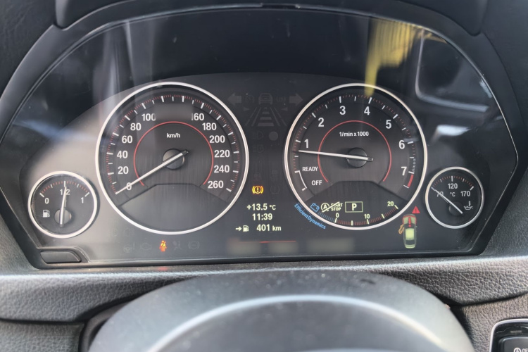 宝马3系(进口) 2013款 改款 328i运动设计套装局部细节14