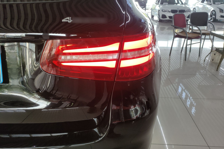 奔驰GLC 2017款 GLC 260 4MATIC 豪华型车身外观6006