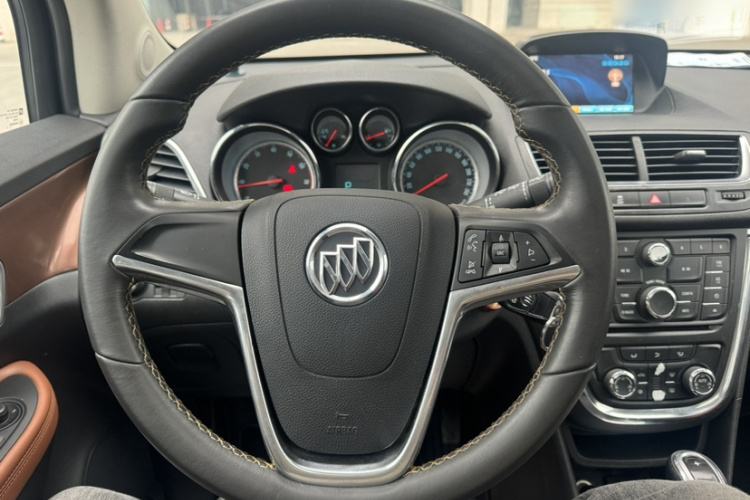 别克 昂科拉 2014款 1.4T 自动两驱都市领先型中控内饰7002