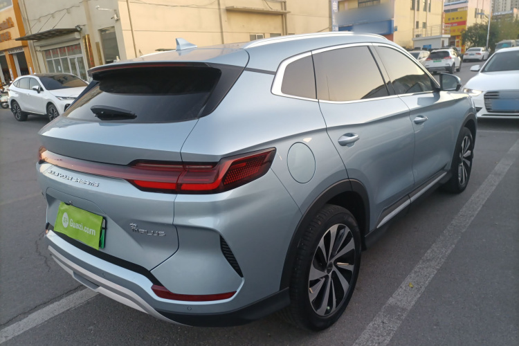 比亚迪 宋PLUS新能源 2023款 冠军版 DM-i 110KM 旗舰型车身外观6005