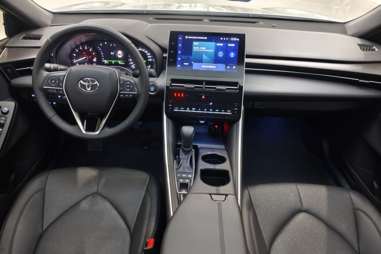 丰田 亚洲龙 2023款 2.5L 豪华版中控内饰7001