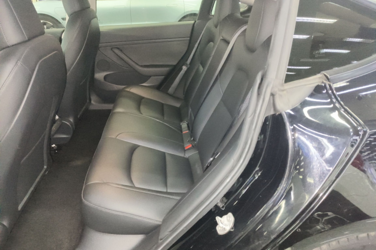 特斯拉 Model 3 2021款 标准续航后驱升级版中控内饰21
